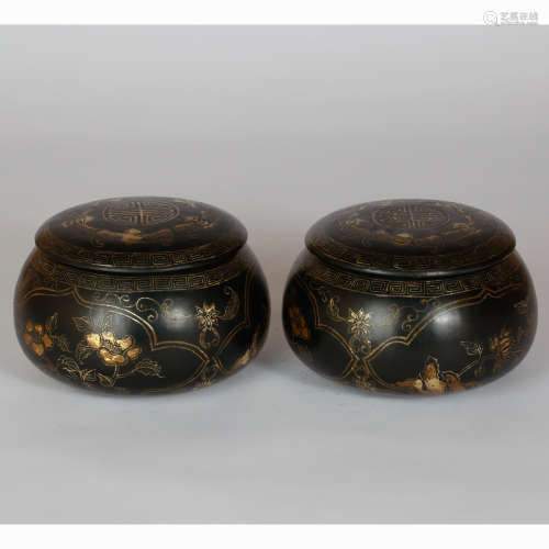 CHINESE GILDED BLACK LACQUER GO BOX
