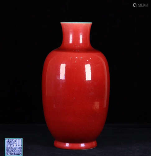 A LANGYAO RED GLAZED VASE WITH QIANLONG MARK