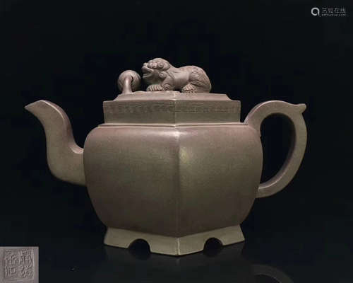 JINGYUANZHAI MARKED TEAPOT