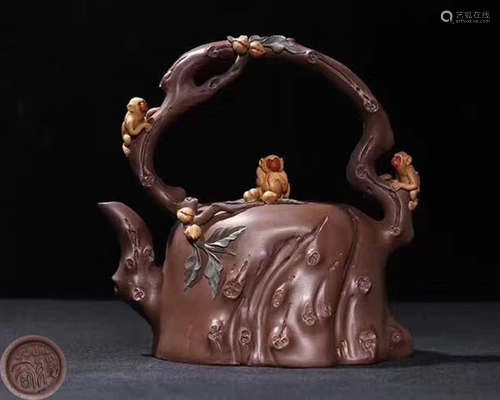 A JIANGRONG MARK ZISHA TEAPOT