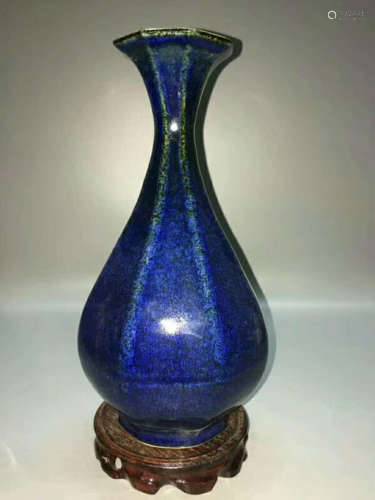 A BLUE GLAZED PEAR SHAPED VASE