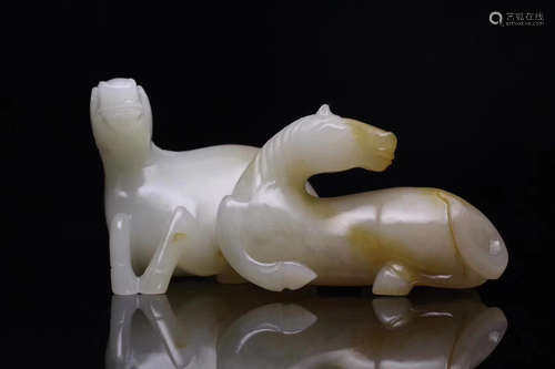 HETIAN JADE PAIR HORSES ORNAMENT