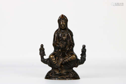 A chinese qing dynasty bronze guanyin statue