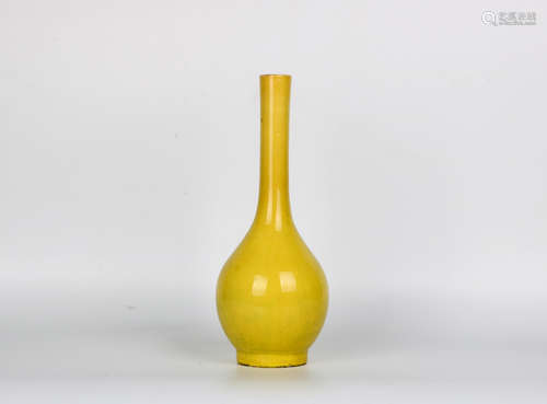 A chinese yellow glaze bottle