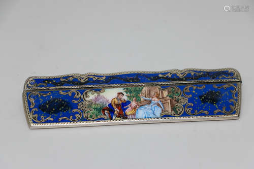 A chinese enamel silver comb