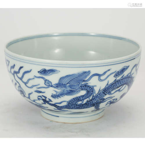 CHINESE BLUE AND WHITE PORCELAIN BOWL