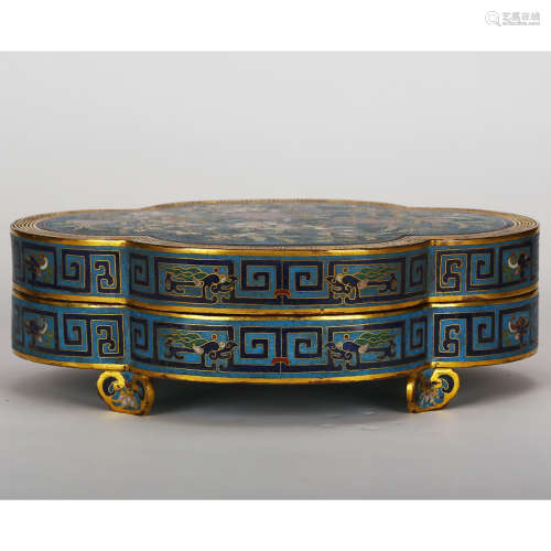 CHINESE CLOISONNE LOBBED SHAPE COVER BOX