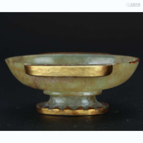 CHINESE ARCHAIC JADE CUP