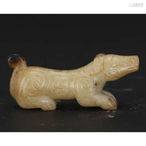 CHINESE ARCHAIC JADE BEAST