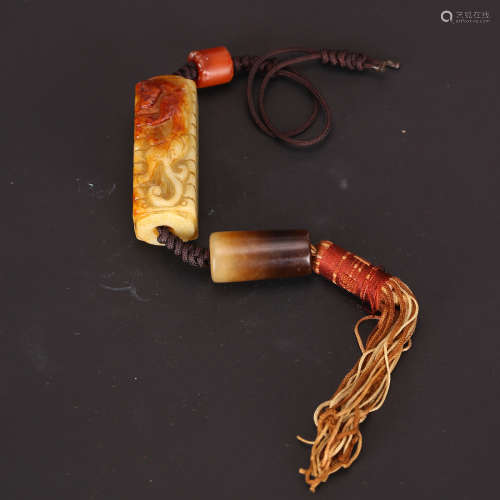 CHINESE JADE CARVED CHILength PENDANT