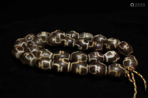 A DZI BEAD NECKLACE