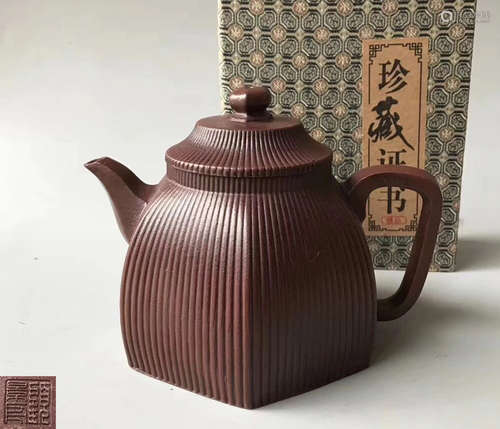 A ZISHA TEAPOT