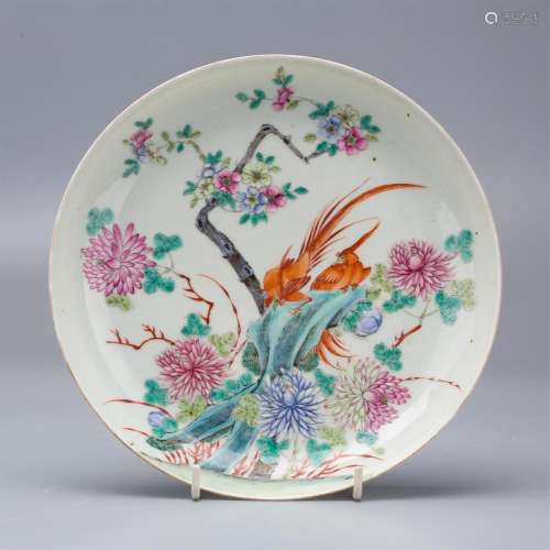 CHINESE PORCELAIN FAMILLE ROSE BIRD AND FLOWER PLATE