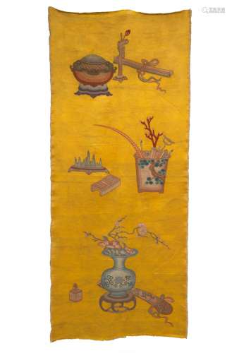 CHINESE YELLOW EMBROIDERY FLOWER IN VASE TAPESTRY