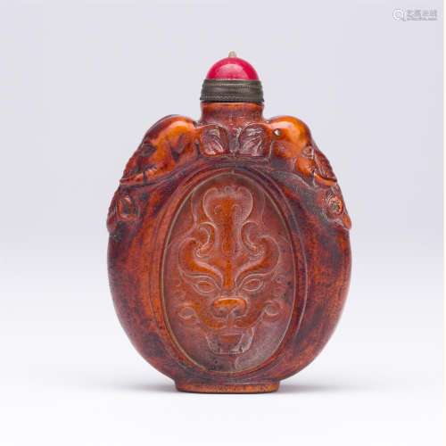 CHINESE DEER HORN CARVED SNUFF BOTTLE