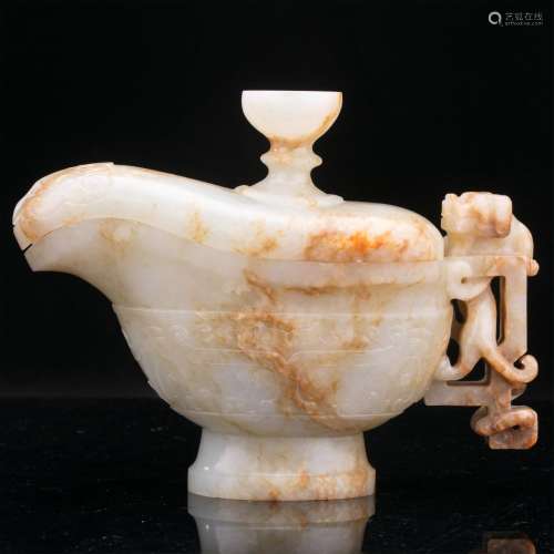 CHINESE NEPHRITE WHITE JADE LIDDED JUE CUP