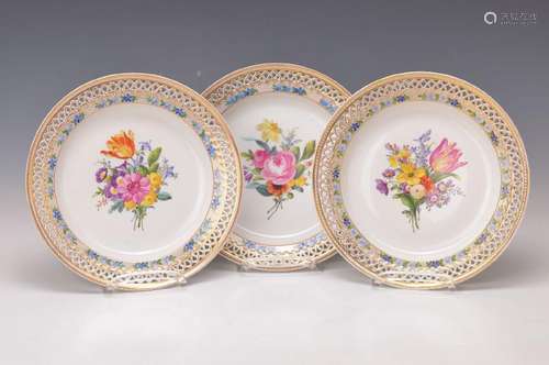 three plates, KPM