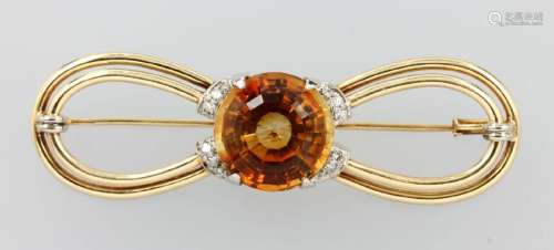 14 kt gold brooch with citrine and brilliants
