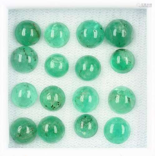 Lot loose emeralds