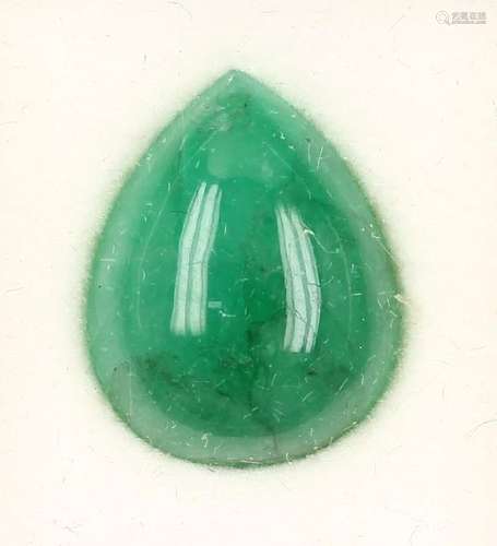 Loose emerald cabochon