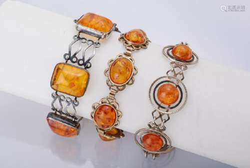 Lot 3 bracelets with amber, 1930s