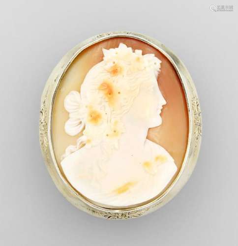 14 kt gold pendant with shell cameo, England approx.