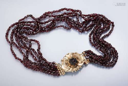 6-row garnet necklace, Bohemia approx. 1835/45