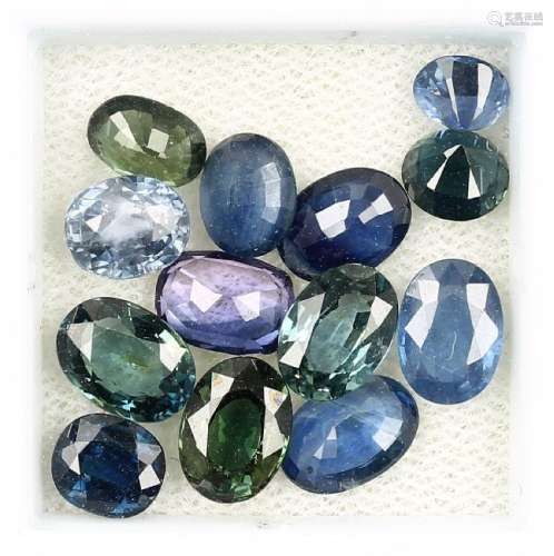 Lot loose sapphires