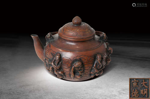 清 銅八仙紋茶壺