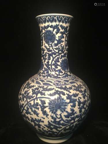 Chinese Blue and White Vase,