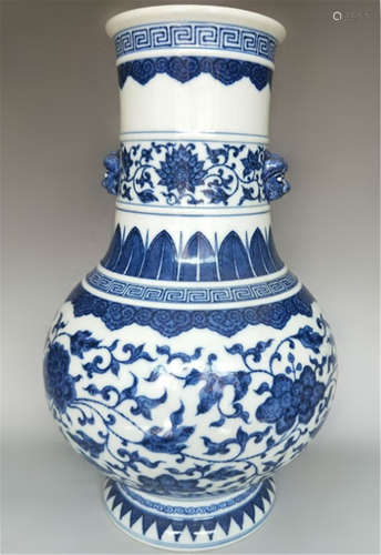 Chinese Blue and White Porcelain Vase