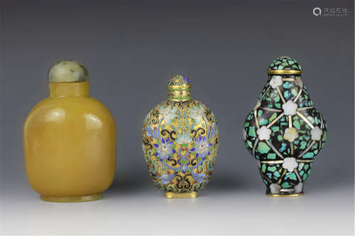 Three Chinese Glass Snuff Bottles