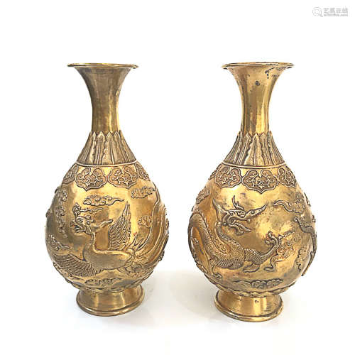 7-9TH CENTURY, A PAIR OF GILT SILVER VASE DESIGN ORNAMENT, TANG DYNASTY