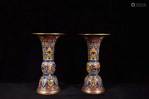17-19TH CENTURY, A PAIR OF CLOISONNE COLOUR GOBLETS, QING DYNASTY