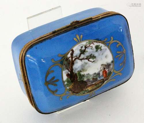 A BOX WITH COVER probably Sevres / Paris, 19th