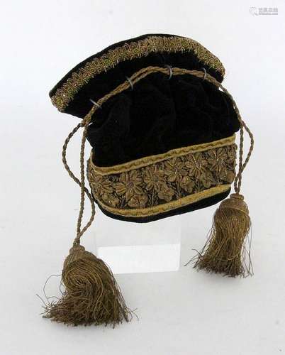 A BIEDERMEIER BAG circa 1830 Black velvet with