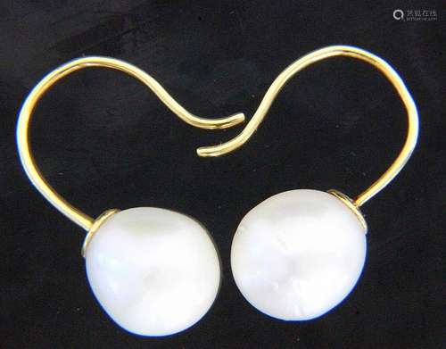 A PAIR OF EARRINGS 750/000 yellow gold with