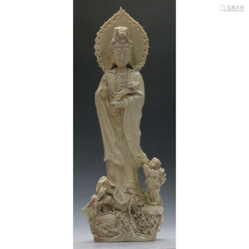 A Very Large De Hua Guan Yin figure