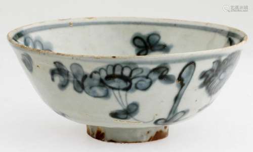 A Nice Ming Dynasty Blue and White Porcelain Bowl