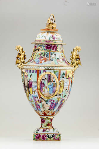 An Extremely Rare Export Chinese Porcelain Trophy Cup