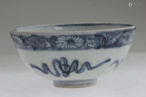 A Nice Chinese Ming Dynasty Blue and White Bowl