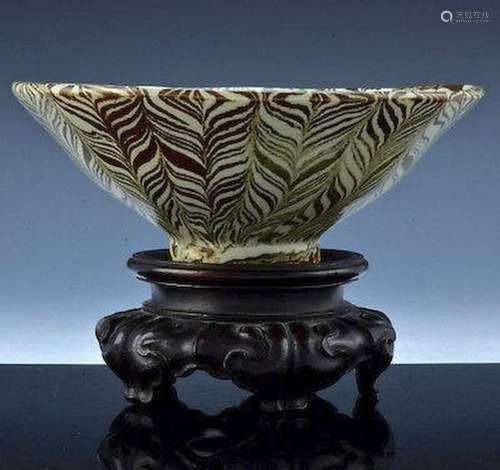 An Extremely Rare Song Dynasty JiaoTai DouLi Bowl.