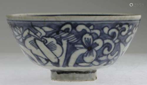 A Nice Chinese Ming Dynasty Blue and White Bowl