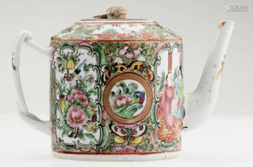 A Superb Chinese Export Rose Medallion Teapot