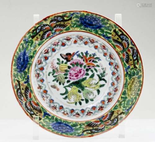 A Nice Chinese Export Famille Rose Plate.