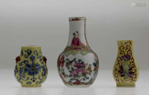 Three Small Chinese Export Porcelain Vases.