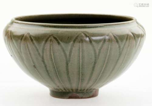 A Nice Chinese Long Quan Porcelain Bowl