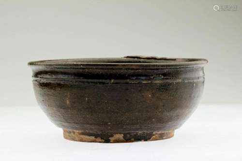 A Nice Chinese Black Enamel Bowl