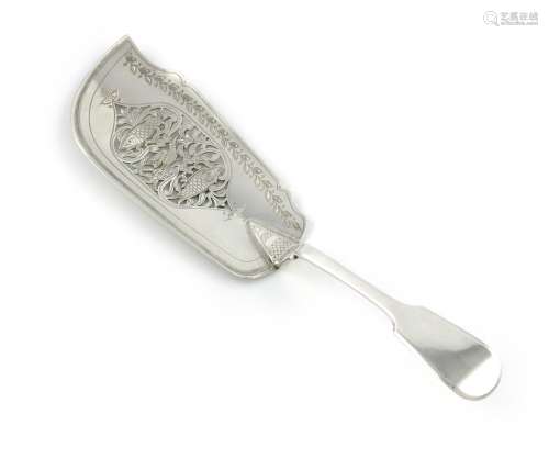 A George IV silver Fiddle pattern fish slice, by Phillip Phillips, London 1828, the blade pierced