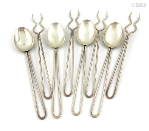 By Rebecca Johnson, a set of four silver spaghetti forks and spoons, London 2006, wire-work form,